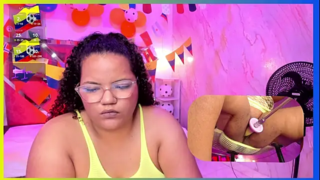 Snapshot of MhiaRey chatting on 06.24.26 MhiaRey online show from 06.24.26