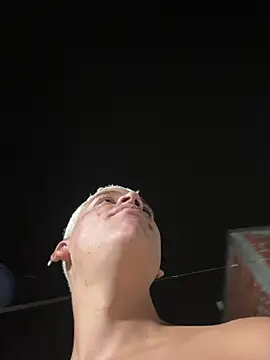 Leo bunny hot online show from 11.26.25