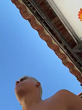 Leo bunny hot online show from 04.12.26