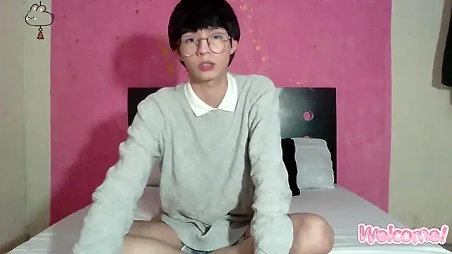 Snapshot of seung_vinblue chatting on 01.05.25 seung vinblue online show from 01.05.25