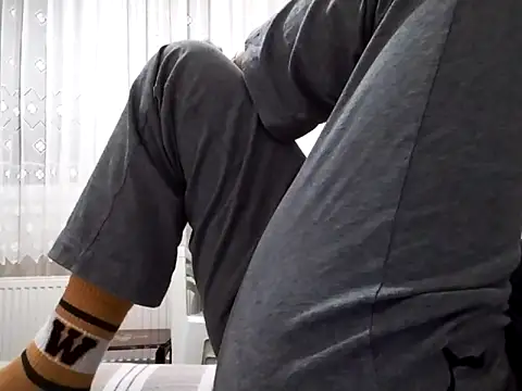 Snapshot of kopgelhadi chatting on 12.16.25 kopgelhadi online show from 12.16.25