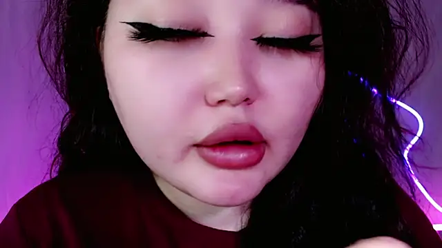Snapshot of amina_moonlightt chatting on 05.22.26 amina moonlightt online show from 05.22.26