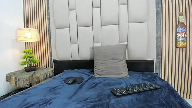 Snapshot of chimi88 chatting on 01.17.25 chimi88 online show from 01.17.25