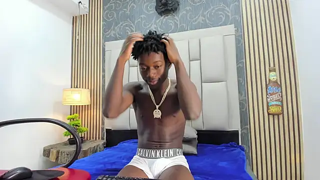 Snapshot of chimi88 chatting on 01.20.25 chimi88 online show from 01.20.25