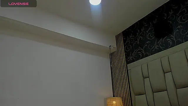 Snapshot of chimi88 chatting on 02.27.25 chimi88 online show from 02.27.25