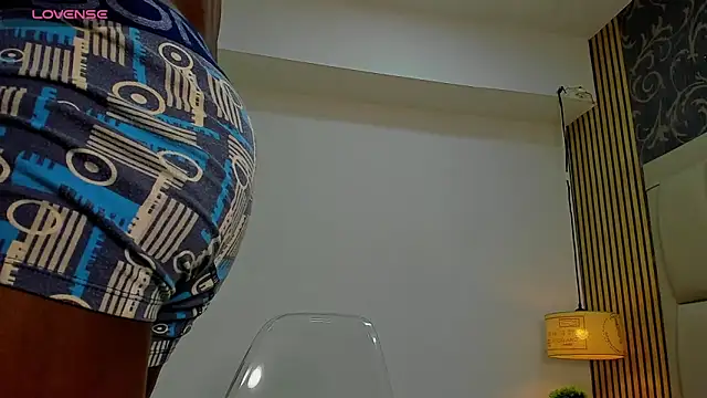 Snapshot of chimi88 chatting on 03.14.25 chimi88 online show from 03.14.25