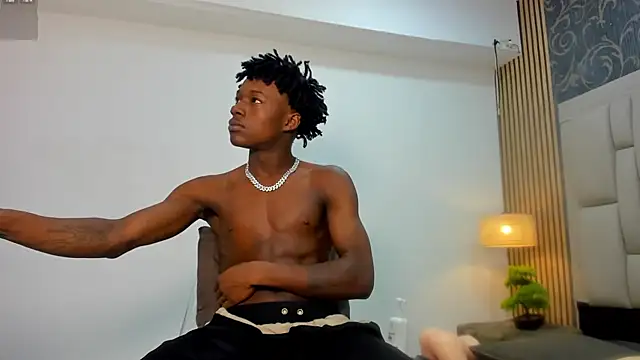 Snapshot of chimi88 chatting on 09.15.25 chimi88 online show from 09.15.25