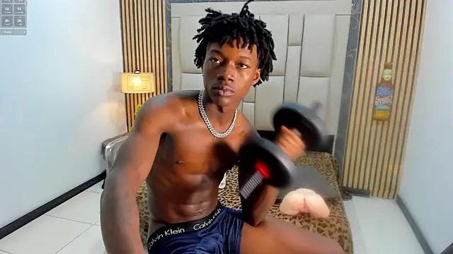 Snapshot of chimi88 chatting on 09.18.25 chimi88 online show from 09.18.25