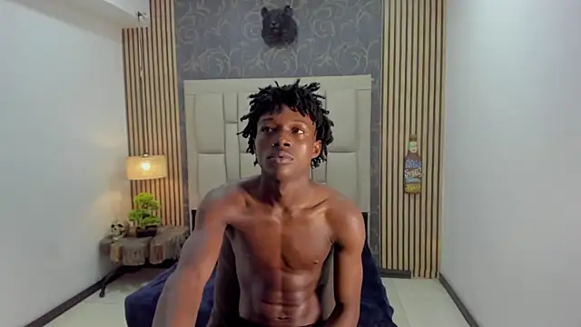 Snapshot of chimi88 chatting on 10.23.25 chimi88 online show from 10.23.25