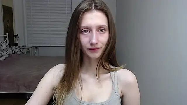 LUNA delight online show from 04.15.26