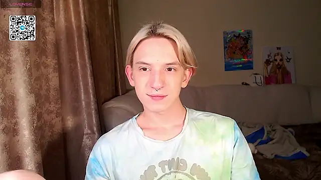 Snapshot of Ron_Vils chatting on 10.02.25 Ron Vils online show from 10.02.25