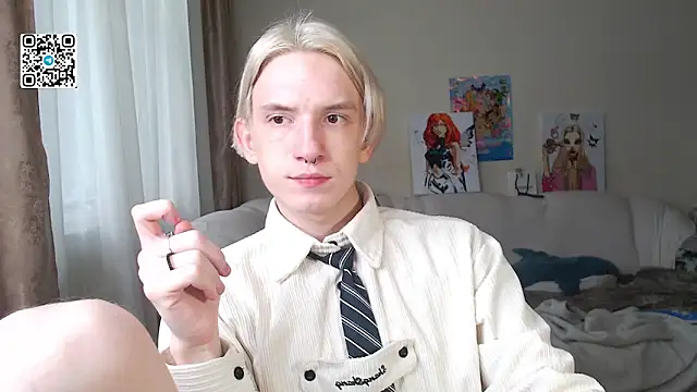 Snapshot of Ron_Vils chatting on 10.14.25 Ron Vils online show from 10.14.25