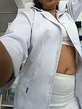 Megan jennerr online show from 10.31.25