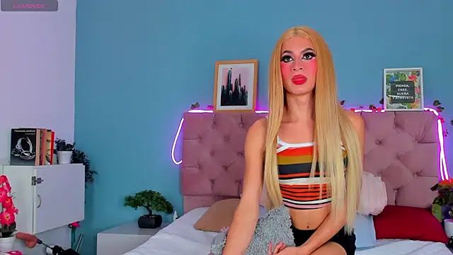 Ladanny  online show from 01.15.25