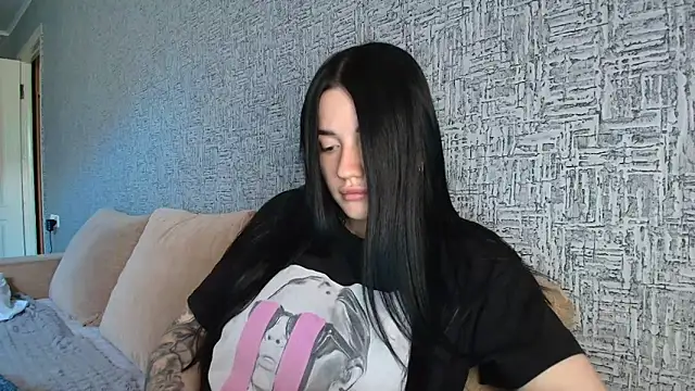 Snapshot of Liana_diva chatting on 05.06.26 Liana diva online show from 05.06.26