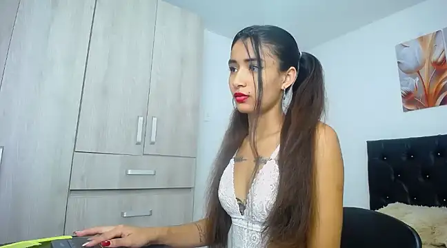 conni f00x online show from 01.04.25