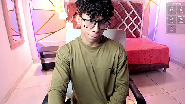 Snapshot of AkazaBoy_ chatting on 01.25.25 AkazaBoy online show from 01.25.25