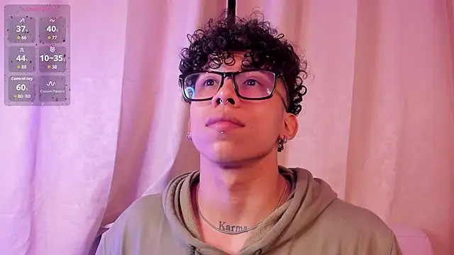 AkazaBoy  online show from 12.05.25