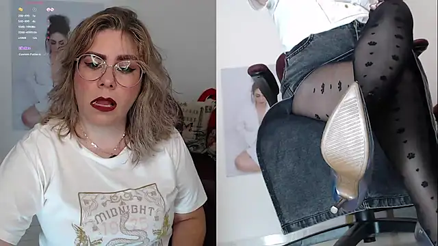 Snapshot of Serenay_ chatting on 01.13.25 Serenay online show from 01.13.25