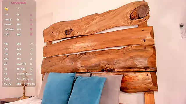 AssQueen18 online show from 02.17.25