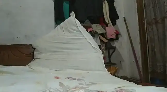 Snapshot of SLFUCKBOY69 chatting on 03.15.25 SLFUCKBOY69 online show from 03.15.25