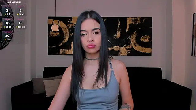 Snapshot of AlanaCraft chatting on 10.10.25 AlanaCraft online show from 10.10.25