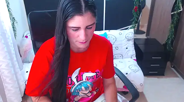 Snapshot of LUCY_LI chatting on 03.14.25 LUCY LI online show from 03.14.25