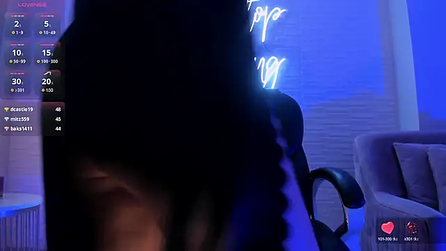 MaddisonLowe online show from 03.11.25