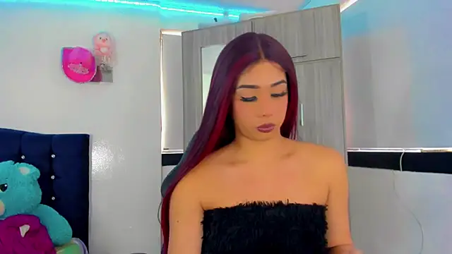 Hellen moons   online show from 10.13.25