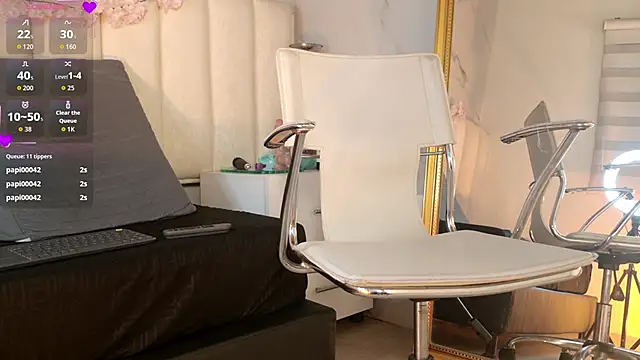 Mackenize online show from 09.09.25