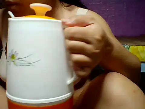 Snapshot of Mimi18x chatting on 10.20.25 Mimi18x online show from 10.20.25