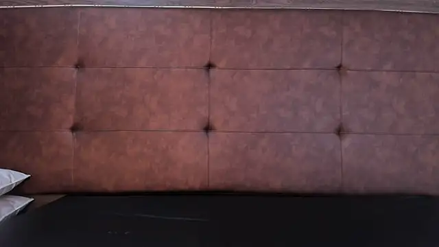 Macareena18 online show from 12.13.24