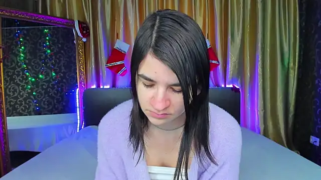  Polly Love  online show from 01.16.26