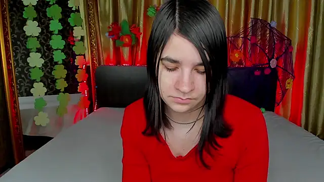  Polly Love  online show from 03.20.26