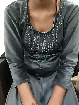 Aradhna cute online show from 01.15.25