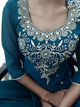 Aradhna cute online show from 01.17.25