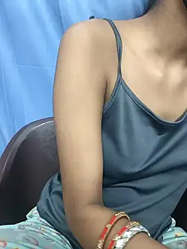 Aradhna cute online show from 02.05.25