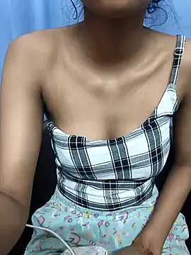 Aradhna cute online show from 02.25.25