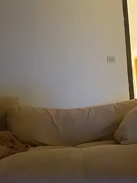 Snapshot of Melinastarr chatting on 10.24.25 Melinastarr online show from 10.24.25