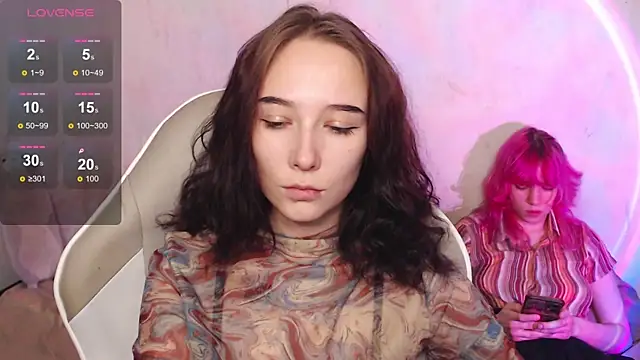 Snapshot of Robin_yourss chatting on 10.01.25 Robin yourss online show from 10.01.25