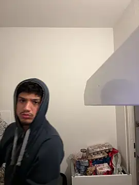 Snapshot of sweet__paar chatting on 12.21.25 sweet paar online show from 12.21.25