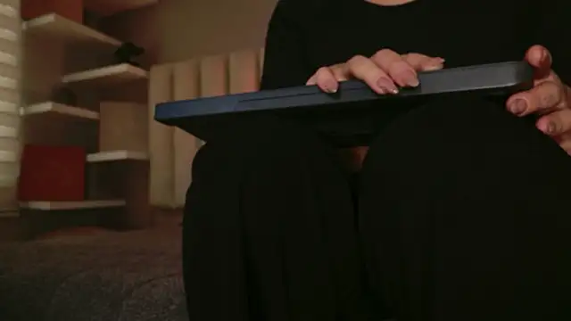 Megan mooree  online show from 11.23.25