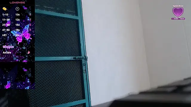 Gabycutee online show from 10.18.25