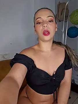 Snapshot of Antonella2_m chatting on 01.09.25 Antonella2 m online show from 01.09.25