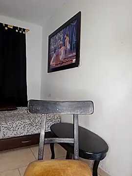 Snapshot of Antonella2_m chatting on 02.19.25 Antonella2 m online show from 02.19.25