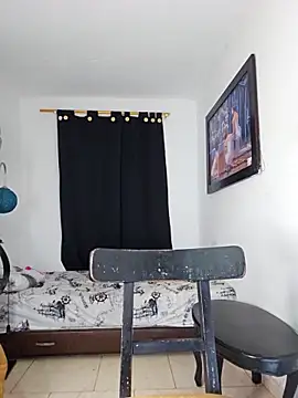 Snapshot of Antonella2_m chatting on 03.04.25 Antonella2 m online show from 03.04.25