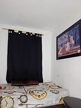 Snapshot of Antonella2_m chatting on 03.10.25 Antonella2 m online show from 03.10.25