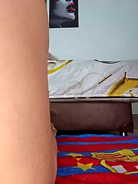 Snapshot of Antonella2_m chatting on 10.18.25 Antonella2 m online show from 10.18.25