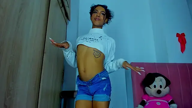 bloom444 online show from 12.17.24