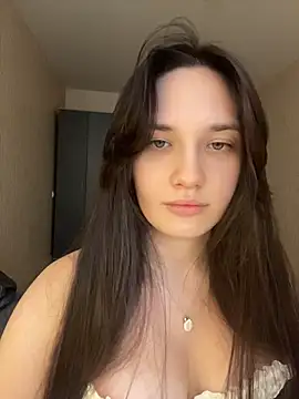 Holly Molii online show from 06.25.26